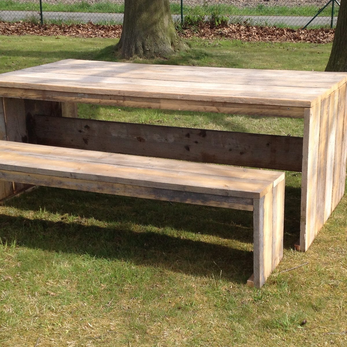 Gesloten steigerhouten tafel door Stilwood