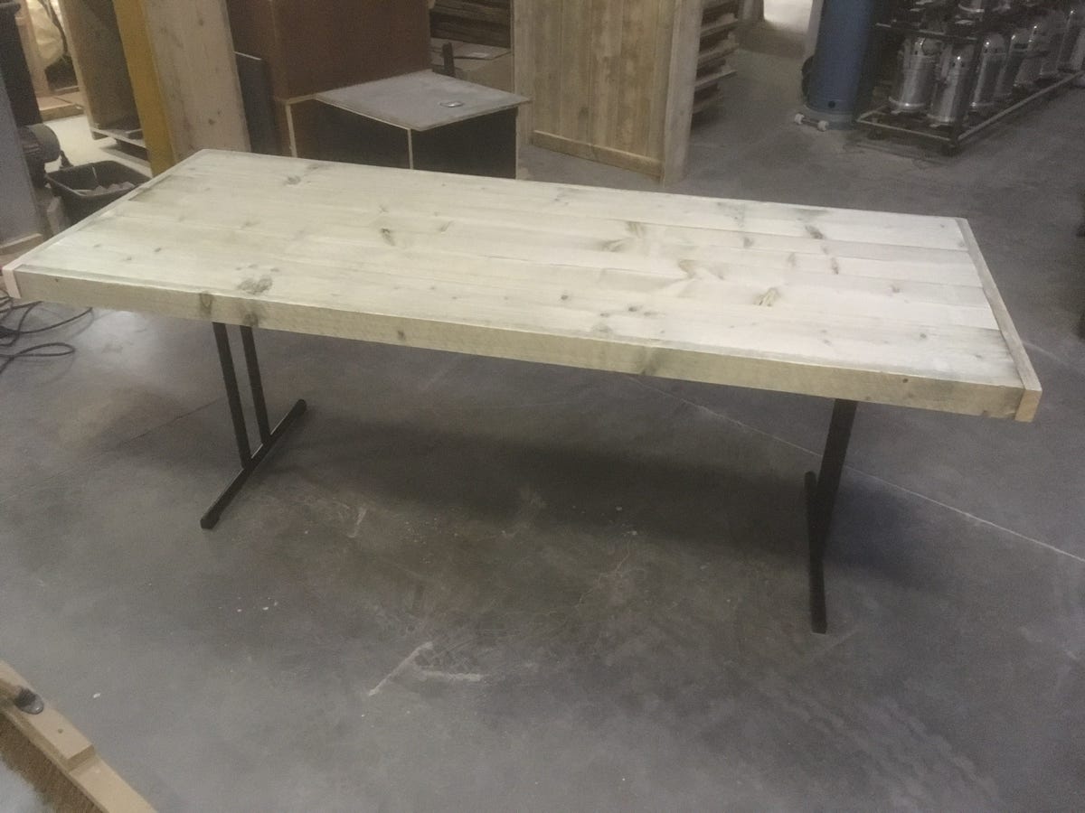 Steigerhouten klaptafel. Verhuur 